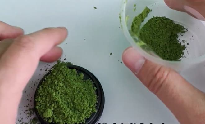 CR10分光測(cè)色儀測(cè)量粉末的顔色數據(jù)